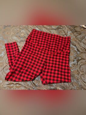 Old Navy Maternity Full Panel Printed Leggings Red Buffalo Check